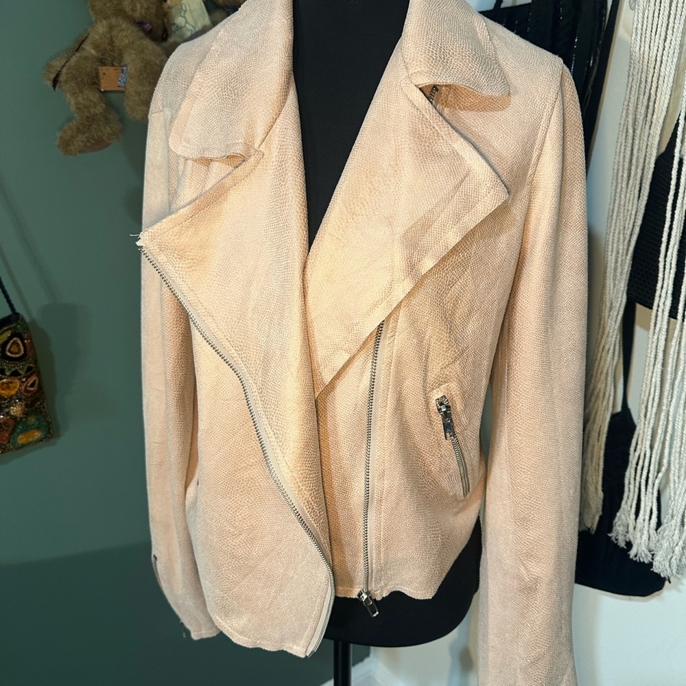 Skies Are Blue Tan Faux Suede Moto Jacket Size Large Draped Zip Front